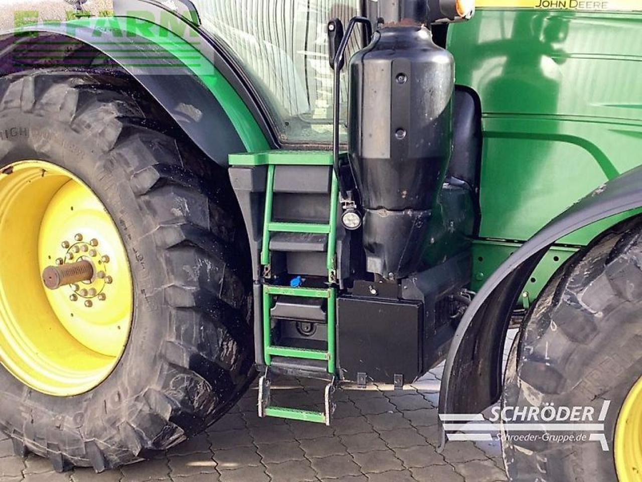 Traktor John Deere 6250 r: slika Traktor John Deere 6250 r