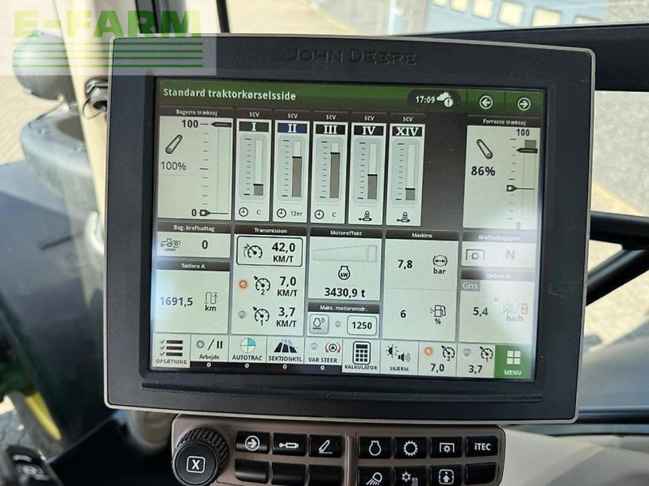 John Deere 6250r - Traktor: slika John Deere 6250r - Traktor John Deere 6250r - Traktor: slika John Deere 6250r - Traktor