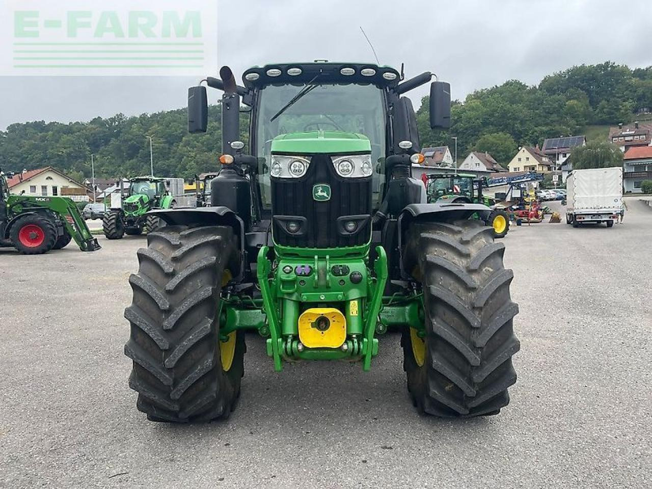 John Deere 6250r - Traktor: slika John Deere 6250r - Traktor John Deere 6250r - Traktor: slika John Deere 6250r - Traktor