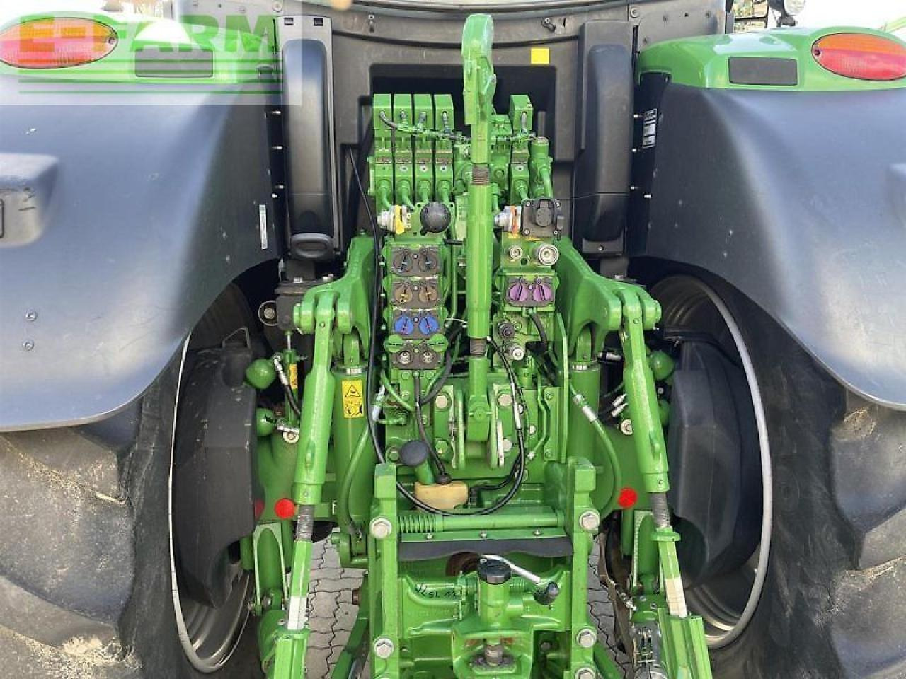 John Deere 6250r - Traktor: slika John Deere 6250r - Traktor John Deere 6250r - Traktor: slika John Deere 6250r - Traktor