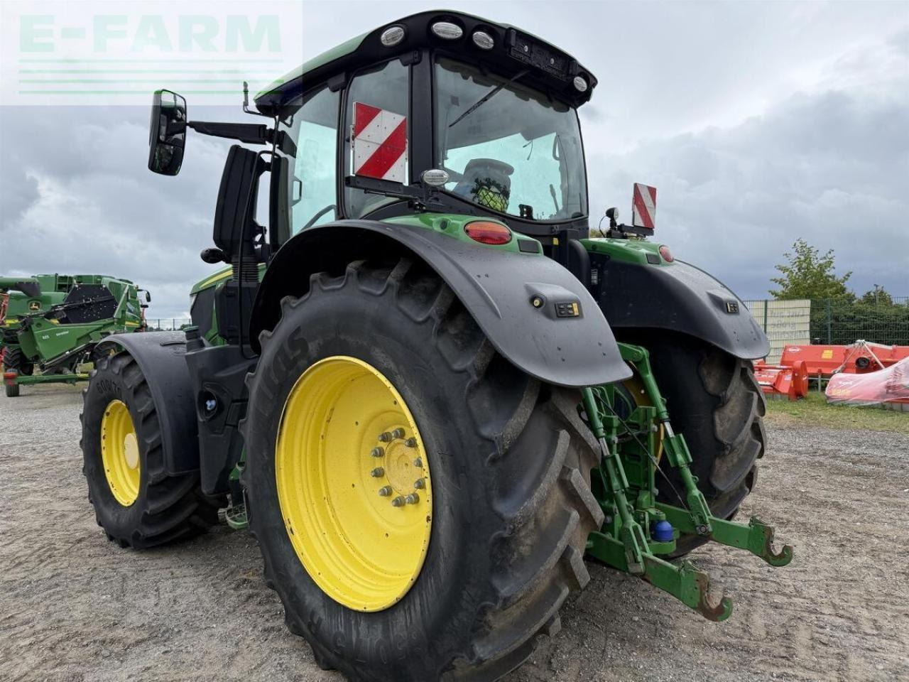 John Deere 6250r - Traktor: slika John Deere 6250r - Traktor John Deere 6250r - Traktor: slika John Deere 6250r - Traktor