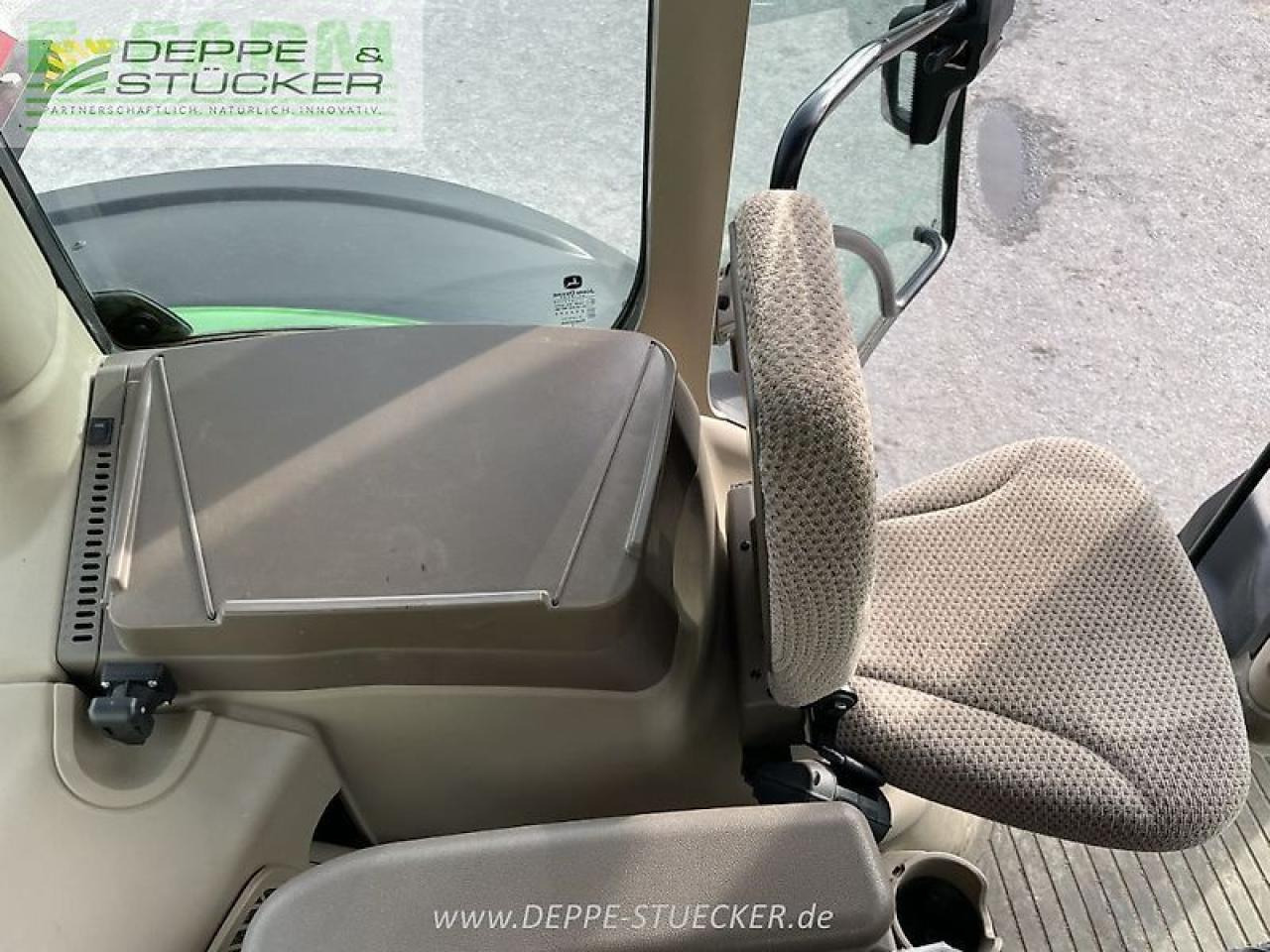 John Deere 6250r - Traktor: slika John Deere 6250r - Traktor John Deere 6250r - Traktor: slika John Deere 6250r - Traktor
