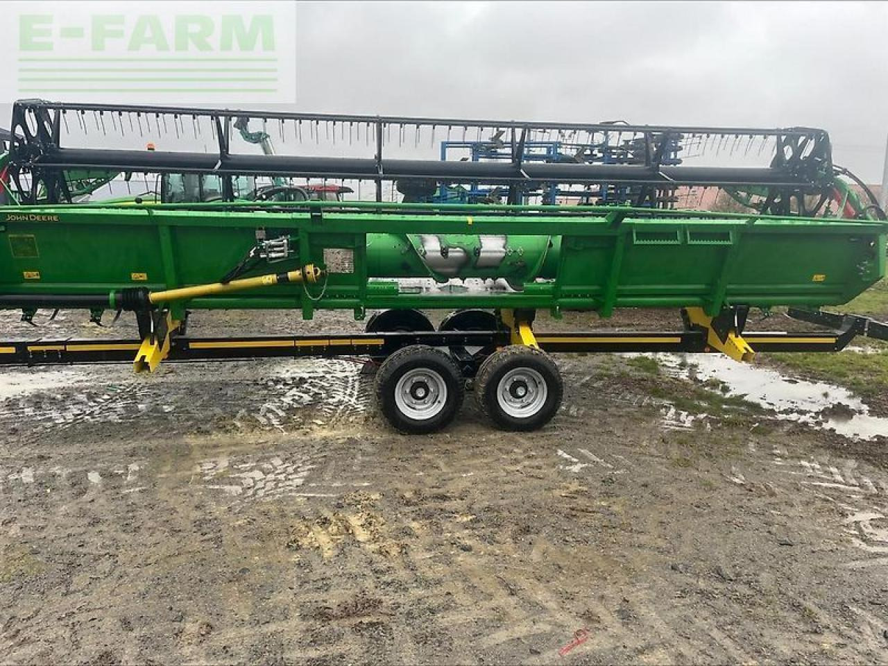 John Deere 625r - Priključak za silažni kombajn: slika John Deere 625r - Priključak za silažni kombajn John Deere 625r - Priključak za silažni kombajn: slika John Deere 625r - Priključak za silažni kombajn