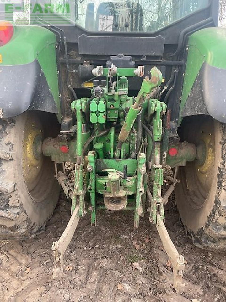 John Deere 6320 - Traktor: slika John Deere 6320 - Traktor John Deere 6320 - Traktor: slika John Deere 6320 - Traktor