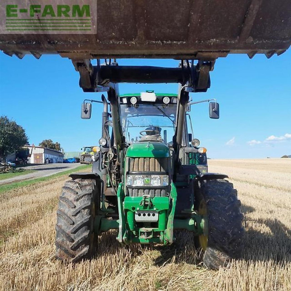 John Deere 6330 - Traktor: slika John Deere 6330 - Traktor John Deere 6330 - Traktor: slika John Deere 6330 - Traktor