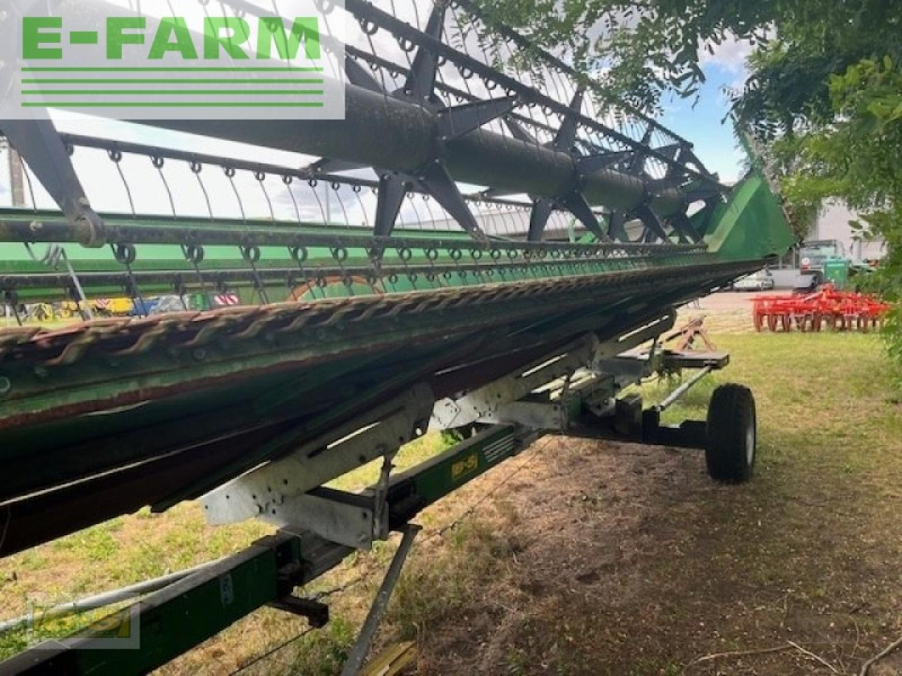 John Deere 635r inkl. rapsvorsatz und wagen - Heder za kombajn: slika John Deere 635r inkl. rapsvorsatz und wagen - Heder za kombajn John Deere 635r inkl. rapsvorsatz und wagen - Heder za kombajn: slika John Deere 635r inkl. rapsvorsatz und wagen - Heder za kombajn