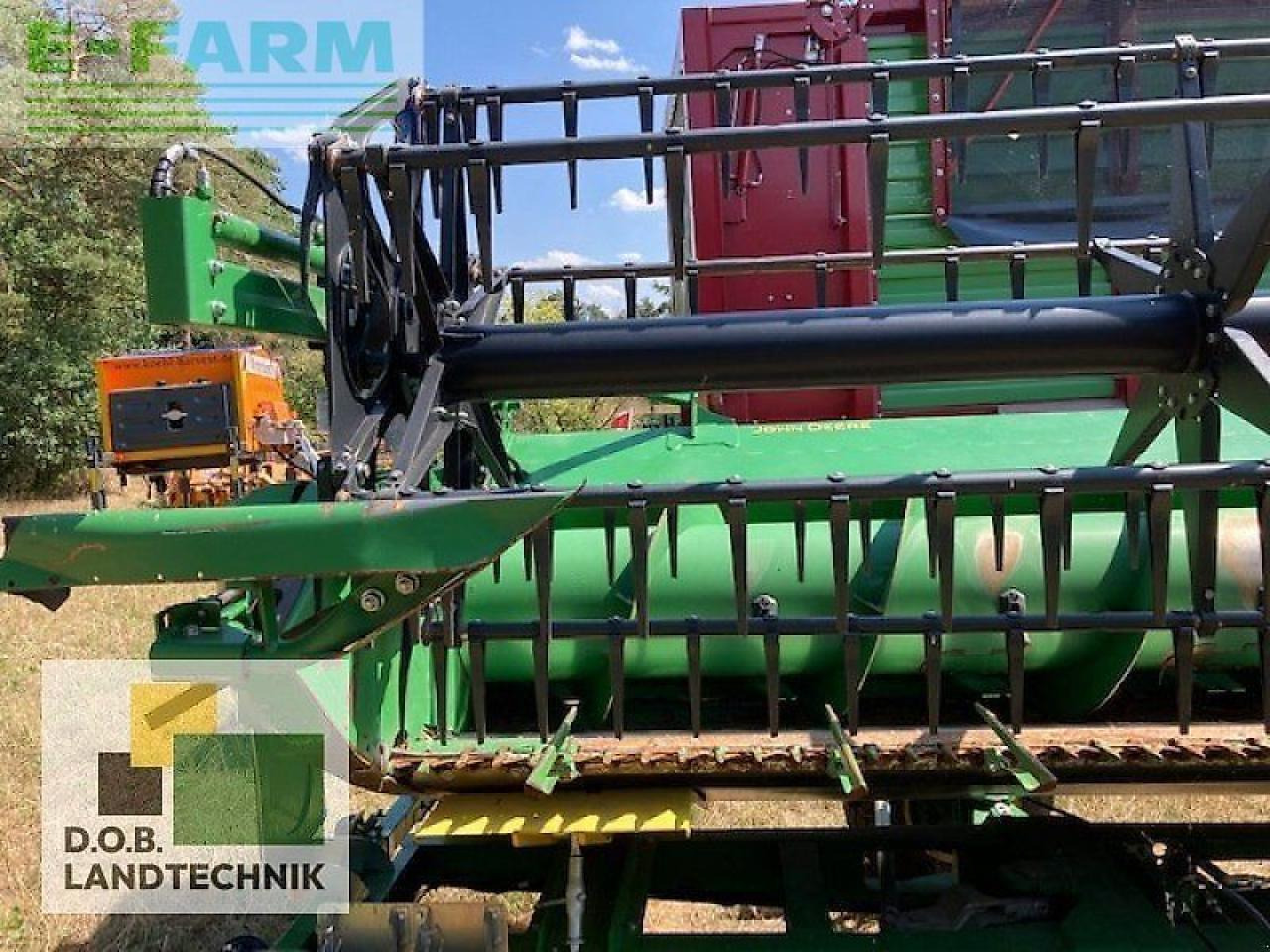 John Deere 640x mit schneidwerkswagen - Priključak za silažni kombajn: slika John Deere 640x mit schneidwerkswagen - Priključak za silažni kombajn John Deere 640x mit schneidwerkswagen - Priključak za silažni kombajn: slika John Deere 640x mit schneidwerkswagen - Priključak za silažni kombajn