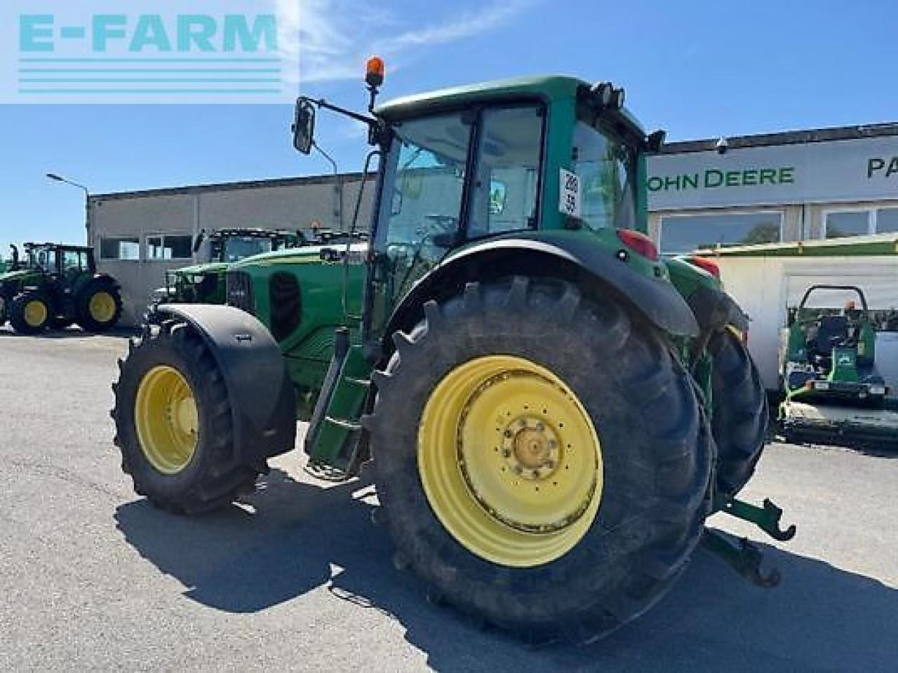 John Deere 6820 - Traktor: slika John Deere 6820 - Traktor John Deere 6820 - Traktor: slika John Deere 6820 - Traktor