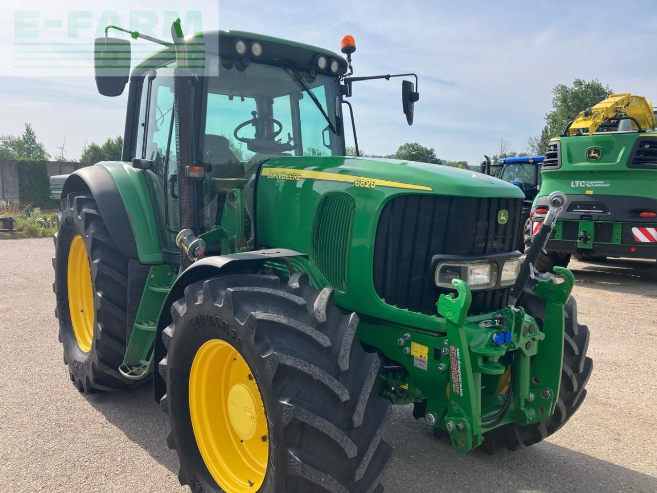 John Deere 6820 Premium - Traktor: slika John Deere 6820 Premium - Traktor John Deere 6820 Premium - Traktor: slika John Deere 6820 Premium - Traktor