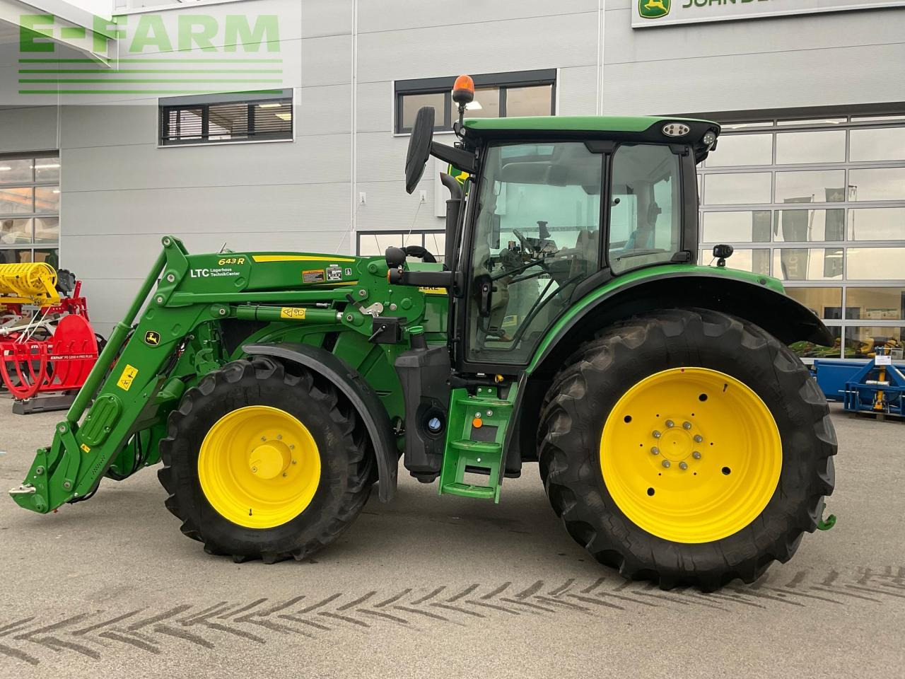 John Deere 6R 150 - Traktor: slika John Deere 6R 150 - Traktor John Deere 6R 150 - Traktor: slika John Deere 6R 150 - Traktor