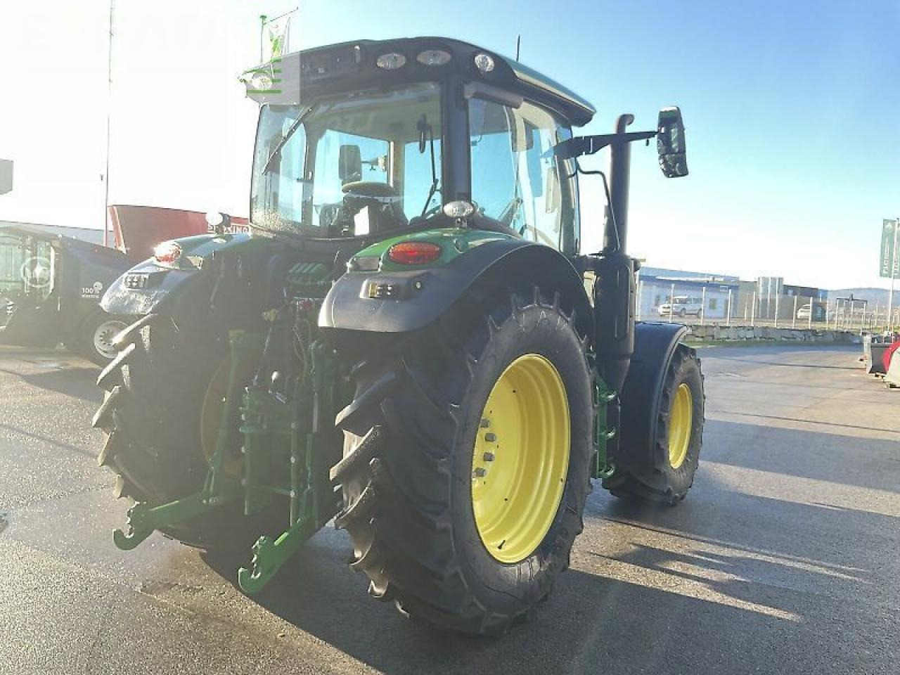 John Deere 6r 110 - Traktor: slika John Deere 6r 110 - Traktor John Deere 6r 110 - Traktor: slika John Deere 6r 110 - Traktor
