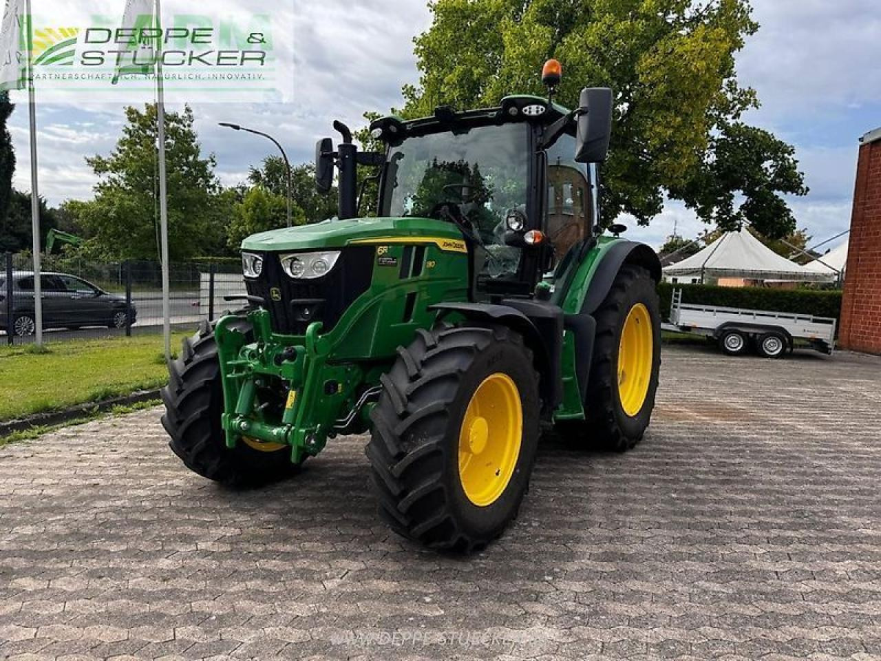John Deere 6r 130 - Traktor: slika John Deere 6r 130 - Traktor John Deere 6r 130 - Traktor: slika John Deere 6r 130 - Traktor