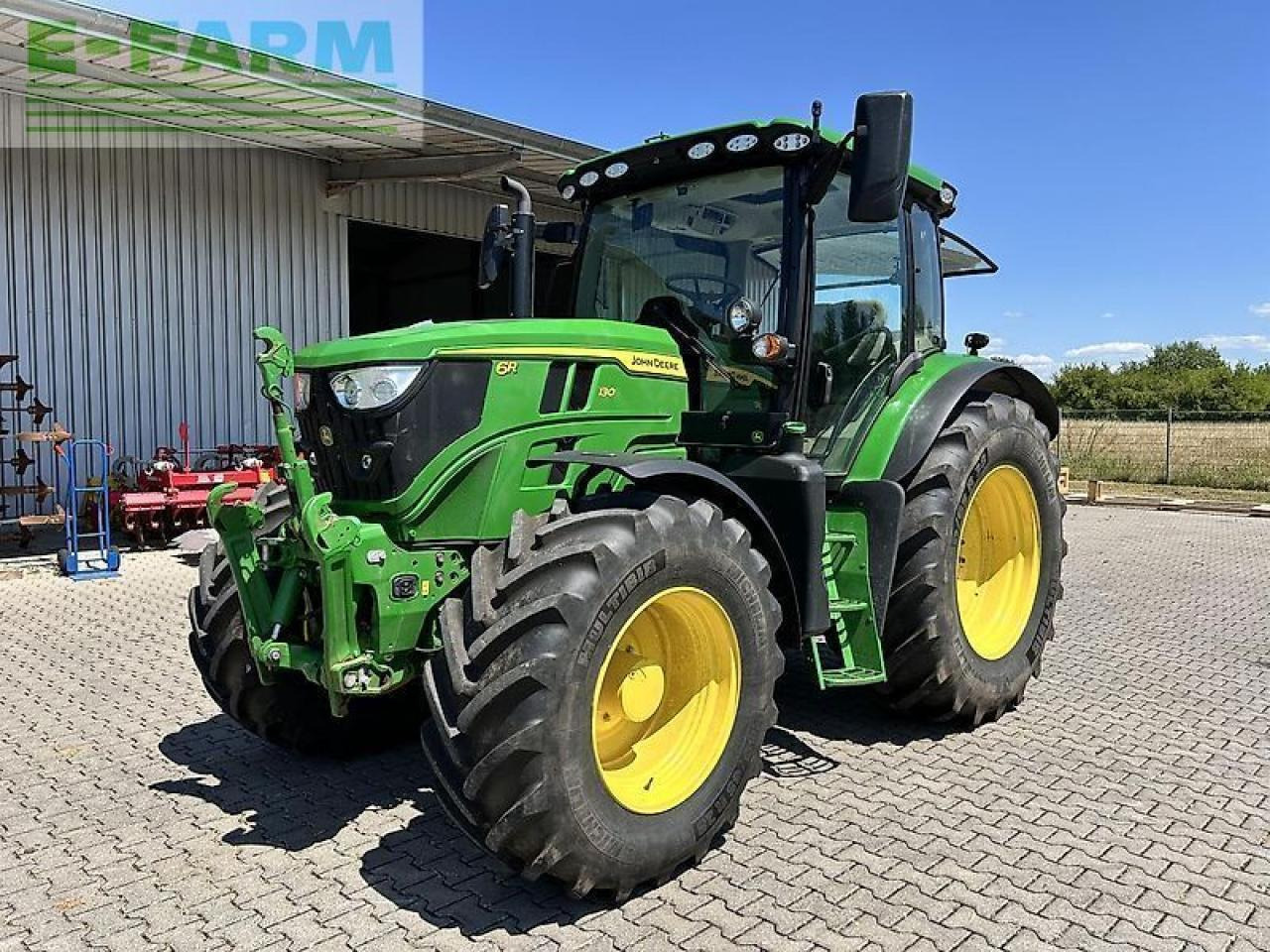 John Deere 6r 130 - Traktor: slika John Deere 6r 130 - Traktor John Deere 6r 130 - Traktor: slika John Deere 6r 130 - Traktor