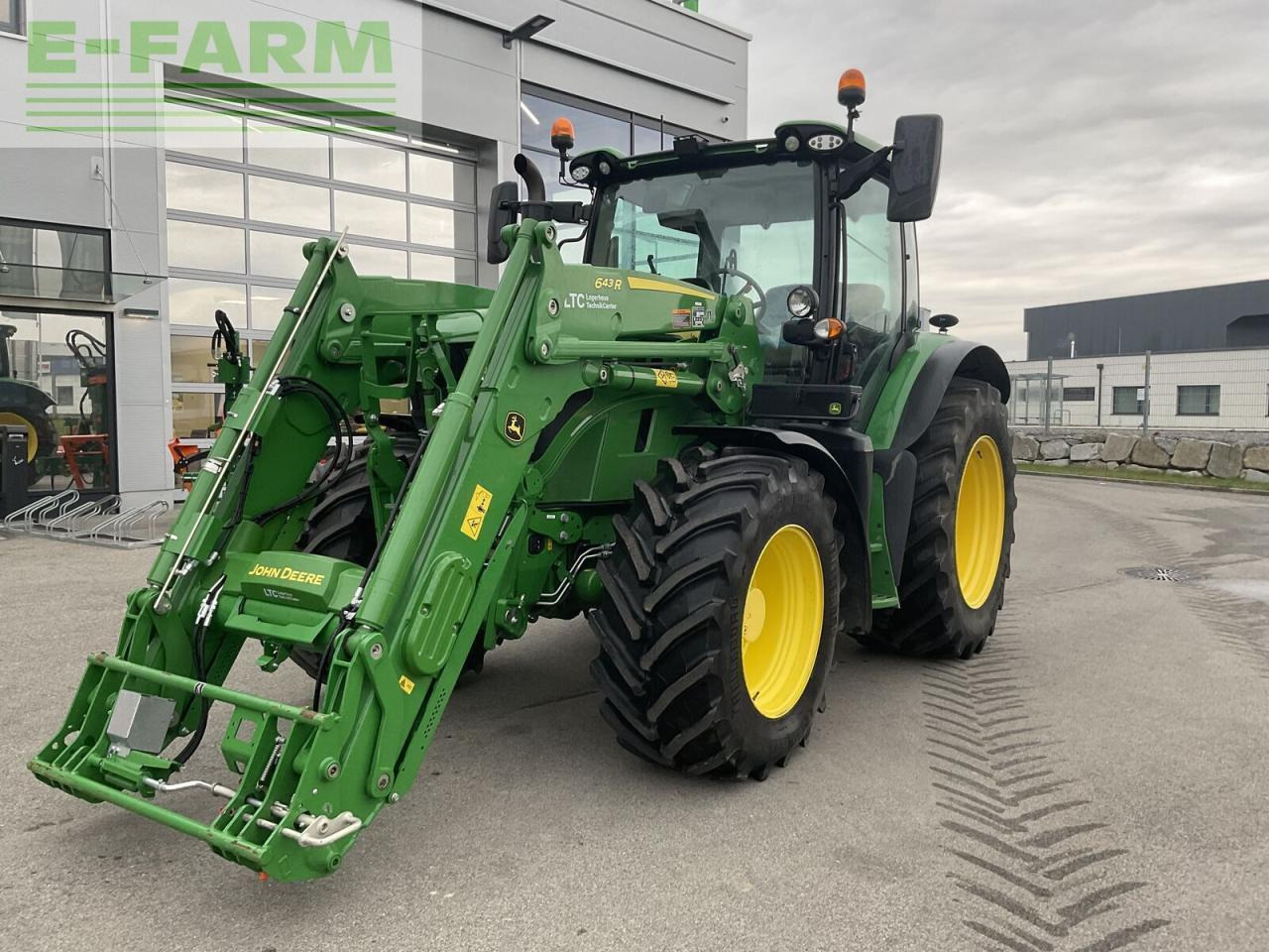 John Deere 6r 150 - Traktor: slika John Deere 6r 150 - Traktor John Deere 6r 150 - Traktor: slika John Deere 6r 150 - Traktor