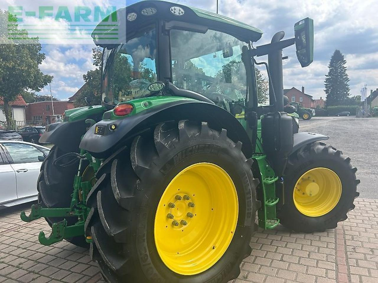 John Deere 6r 150 - Traktor: slika John Deere 6r 150 - Traktor John Deere 6r 150 - Traktor: slika John Deere 6r 150 - Traktor