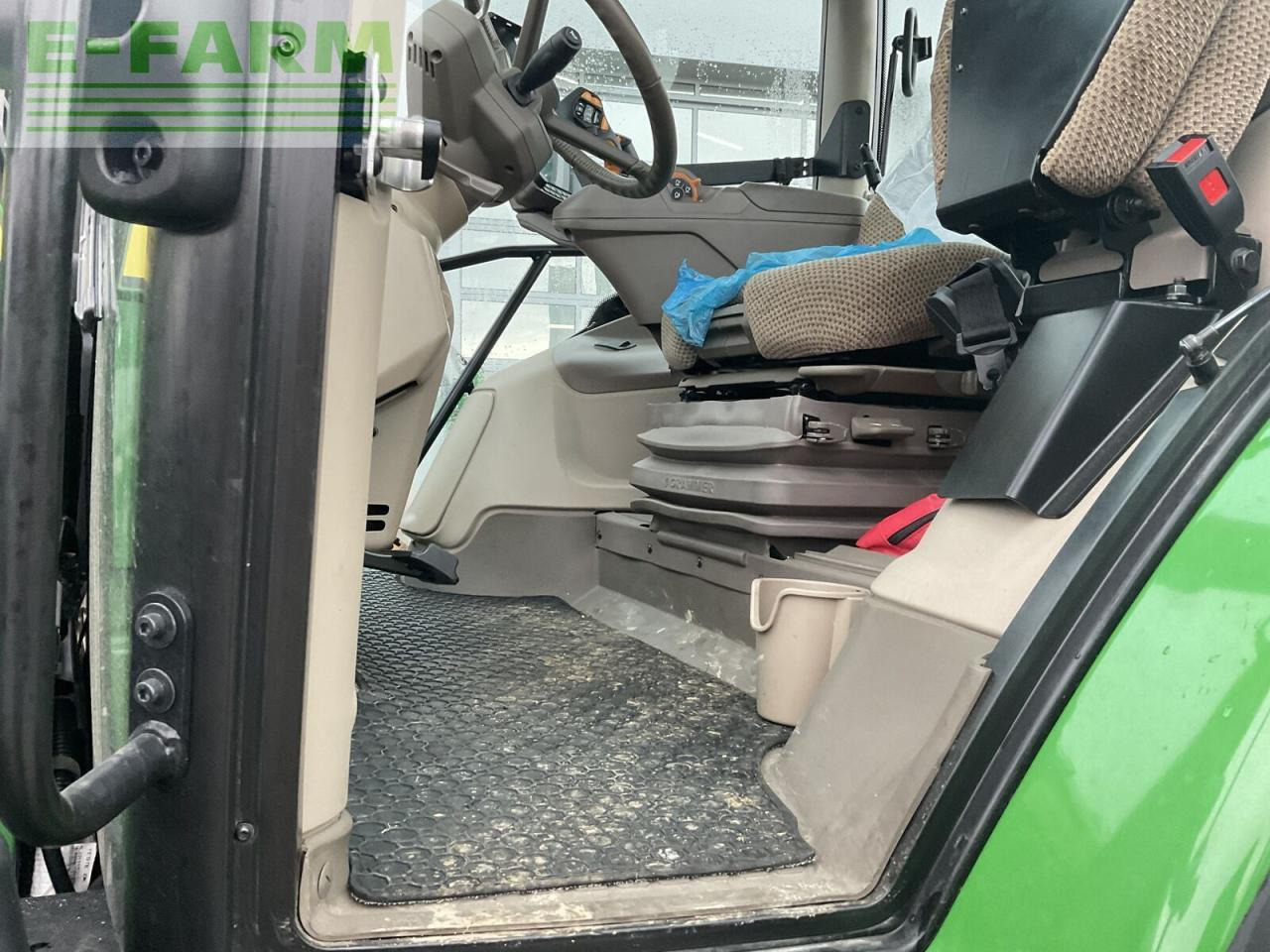 John Deere 6r 150 - Traktor: slika John Deere 6r 150 - Traktor John Deere 6r 150 - Traktor: slika John Deere 6r 150 - Traktor