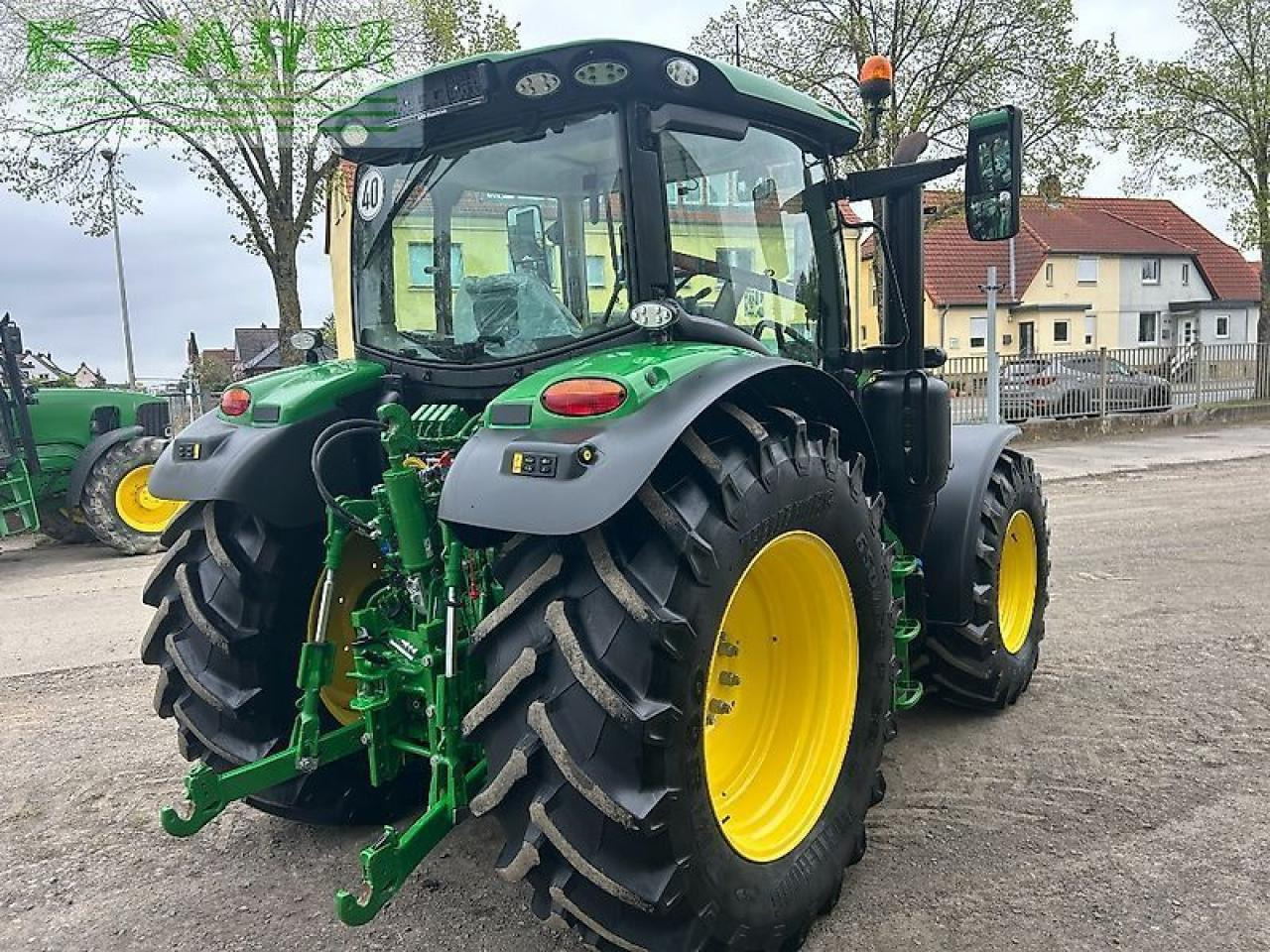 John Deere 6r 150 inkl. powerguard bis 08/25 - Traktor: slika John Deere 6r 150 inkl. powerguard bis 08/25 - Traktor John Deere 6r 150 inkl. powerguard bis 08/25 - Traktor: slika John Deere 6r 150 inkl. powerguard bis 08/25 - Traktor