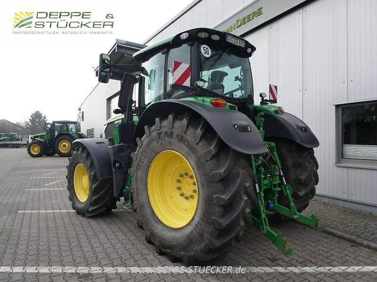 John Deere 6r 250 - Traktor: slika John Deere 6r 250 - Traktor John Deere 6r 250 - Traktor: slika John Deere 6r 250 - Traktor