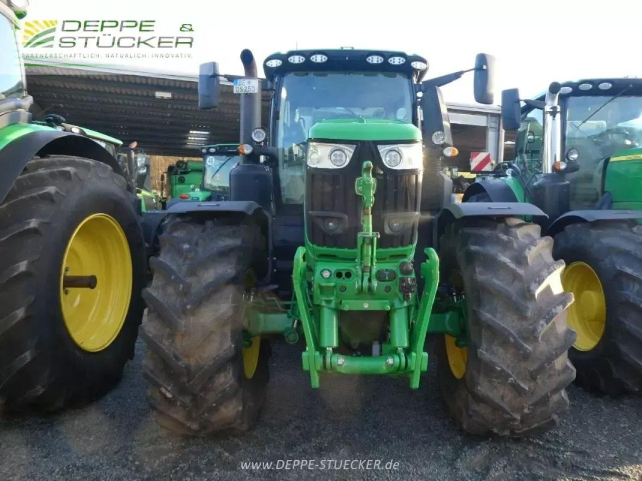 John Deere 6r 250 - Traktor: slika John Deere 6r 250 - Traktor John Deere 6r 250 - Traktor: slika John Deere 6r 250 - Traktor