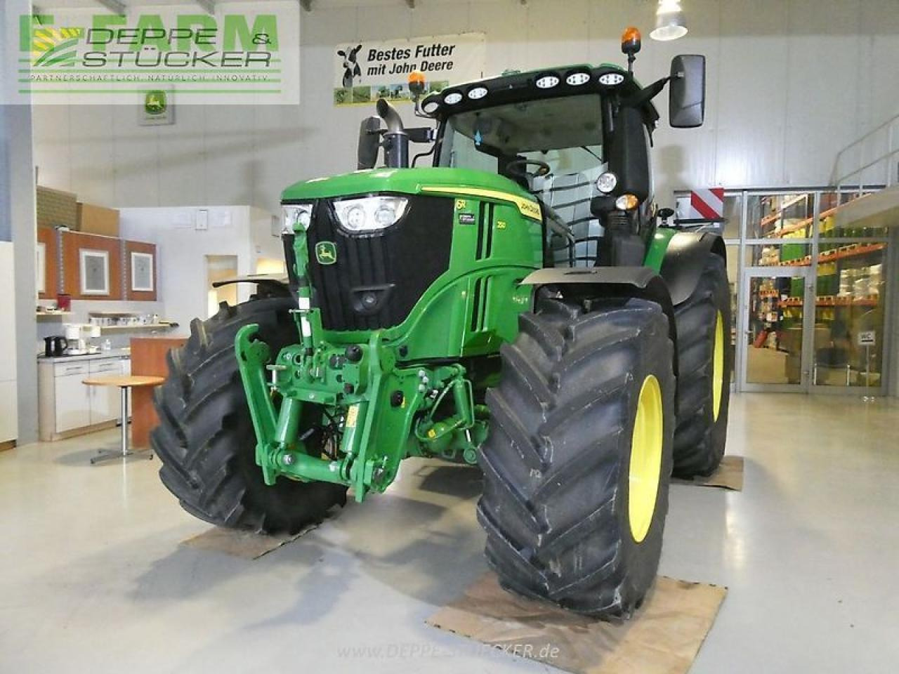 John Deere 6r 250 - Traktor: slika John Deere 6r 250 - Traktor John Deere 6r 250 - Traktor: slika John Deere 6r 250 - Traktor