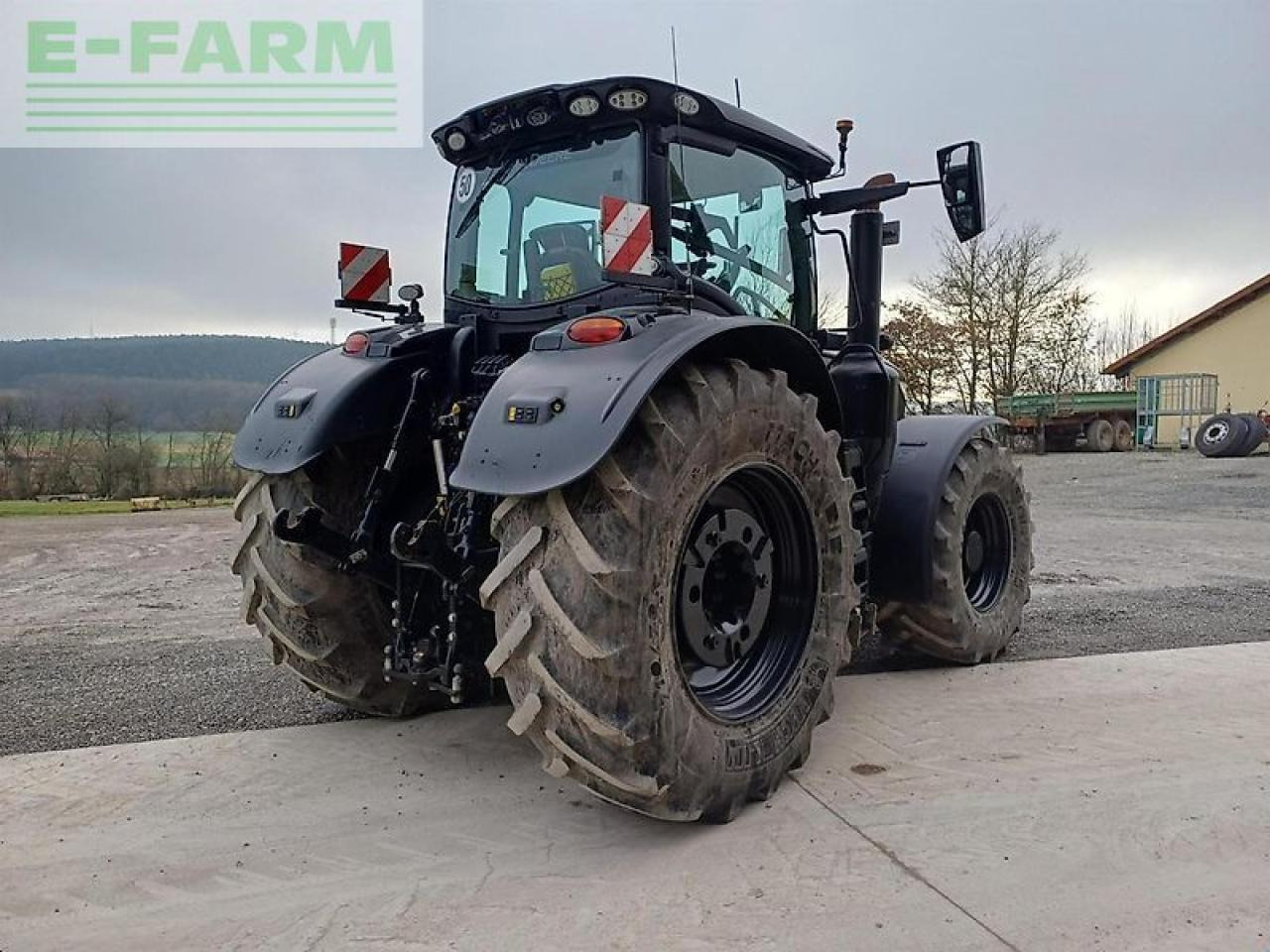 John Deere 6r 250 black design - Traktor: slika John Deere 6r 250 black design - Traktor John Deere 6r 250 black design - Traktor: slika John Deere 6r 250 black design - Traktor