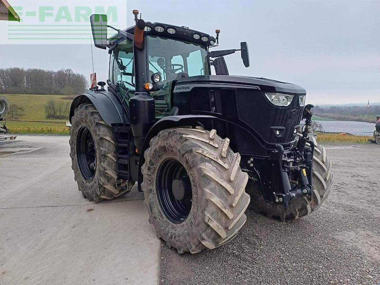 John Deere 6r 250 black design - Traktor: slika John Deere 6r 250 black design - Traktor John Deere 6r 250 black design - Traktor: slika John Deere 6r 250 black design - Traktor