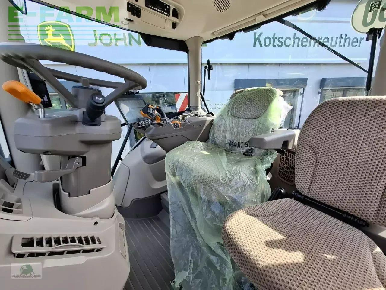 John Deere 6r 250 - command pro - Traktor: slika John Deere 6r 250 - command pro - Traktor John Deere 6r 250 - command pro - Traktor: slika John Deere 6r 250 - command pro - Traktor