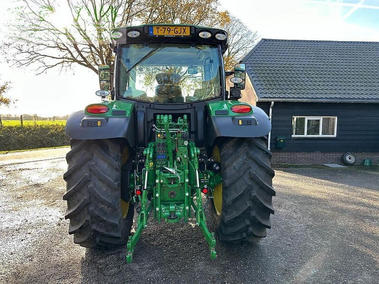 John Deere 6r130 ap-50 km/h at-ready - Traktor: slika John Deere 6r130 ap-50 km/h at-ready - Traktor John Deere 6r130 ap-50 km/h at-ready - Traktor: slika John Deere 6r130 ap-50 km/h at-ready - Traktor