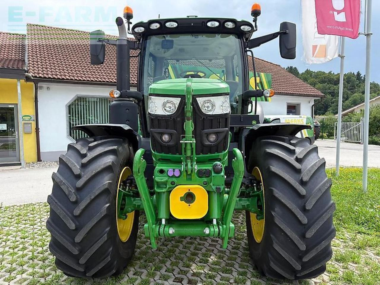 John Deere 6r150 - Traktor: slika John Deere 6r150 - Traktor John Deere 6r150 - Traktor: slika John Deere 6r150 - Traktor