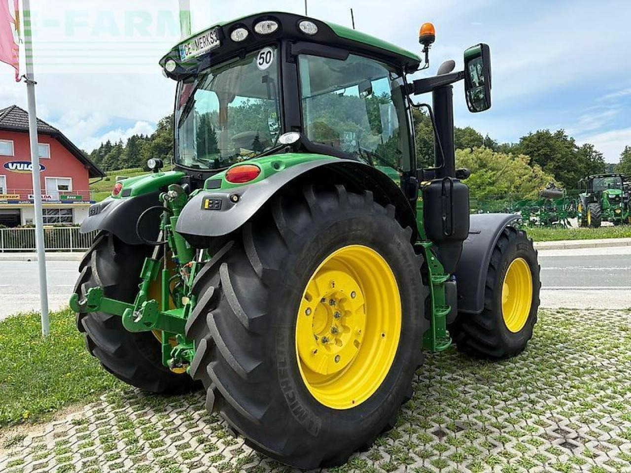 John Deere 6r150 - Traktor: slika John Deere 6r150 - Traktor John Deere 6r150 - Traktor: slika John Deere 6r150 - Traktor