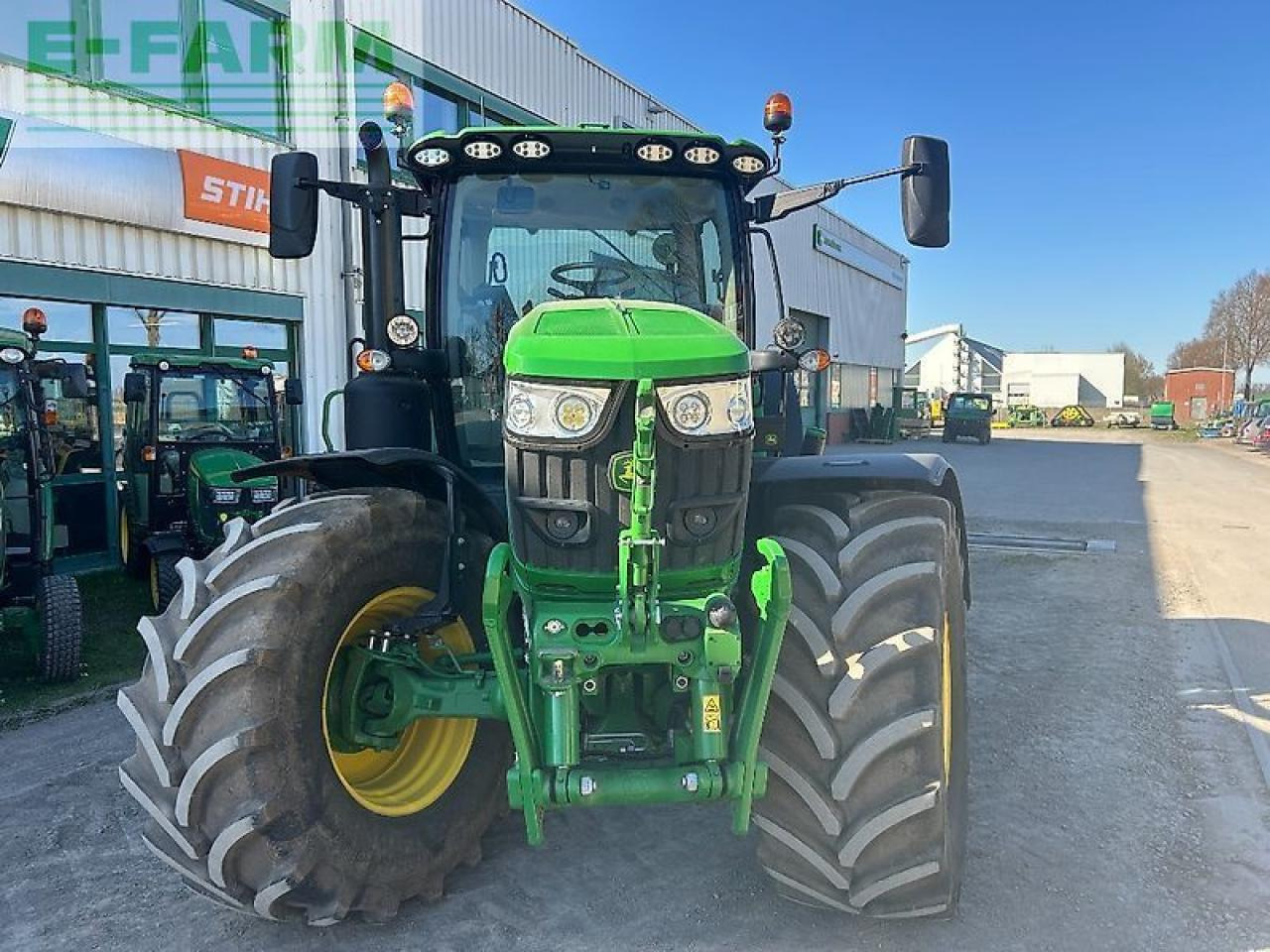 John Deere 6r185 inkl. powerguard bis 09/26 - Traktor: slika John Deere 6r185 inkl. powerguard bis 09/26 - Traktor John Deere 6r185 inkl. powerguard bis 09/26 - Traktor: slika John Deere 6r185 inkl. powerguard bis 09/26 - Traktor