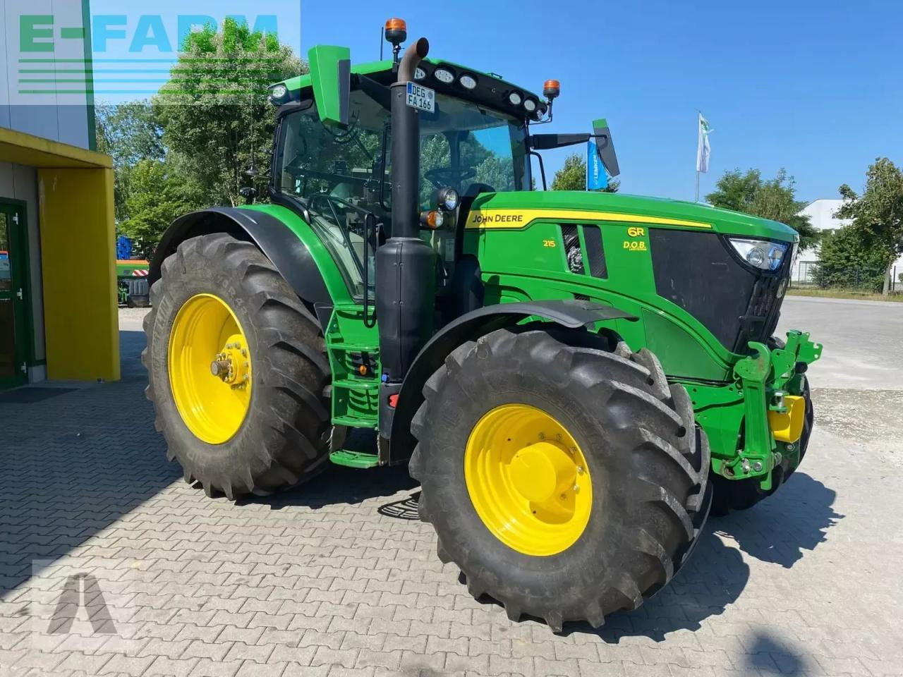 John Deere 6r215 6 r215 - Traktor: slika John Deere 6r215 6 r215 - Traktor John Deere 6r215 6 r215 - Traktor: slika John Deere 6r215 6 r215 - Traktor