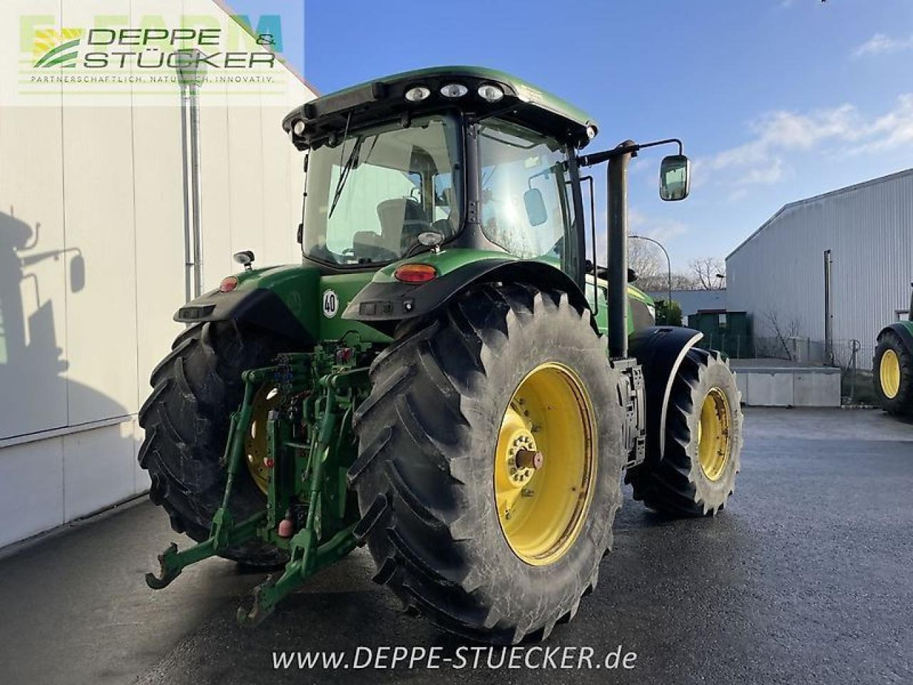 John Deere 7215r mit zwillingsrädern - Traktor: slika John Deere 7215r mit zwillingsrädern - Traktor John Deere 7215r mit zwillingsrädern - Traktor: slika John Deere 7215r mit zwillingsrädern - Traktor