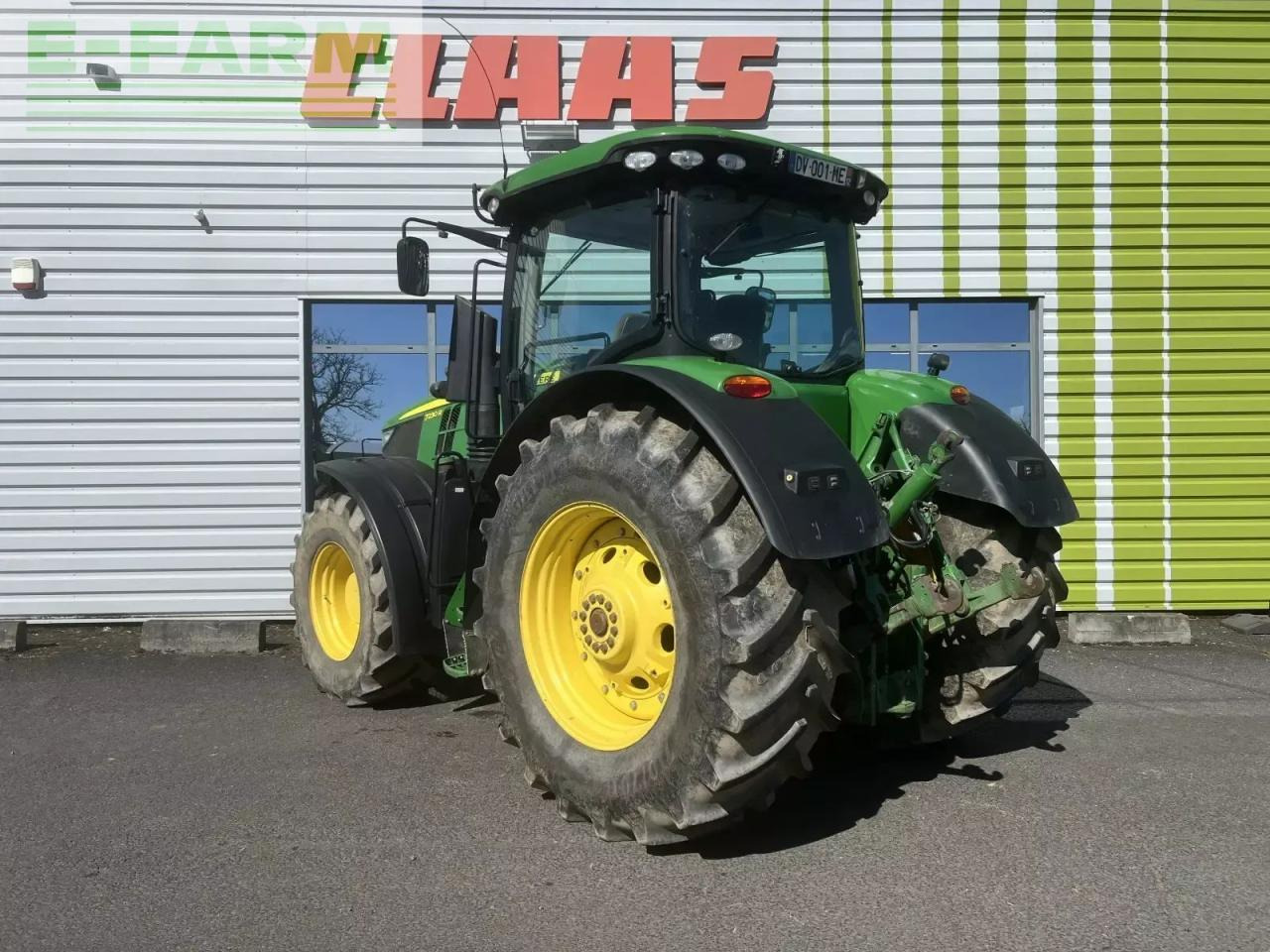 John Deere 7230 r 6.8 l - Traktor: slika John Deere 7230 r 6.8 l - Traktor John Deere 7230 r 6.8 l - Traktor: slika John Deere 7230 r 6.8 l - Traktor
