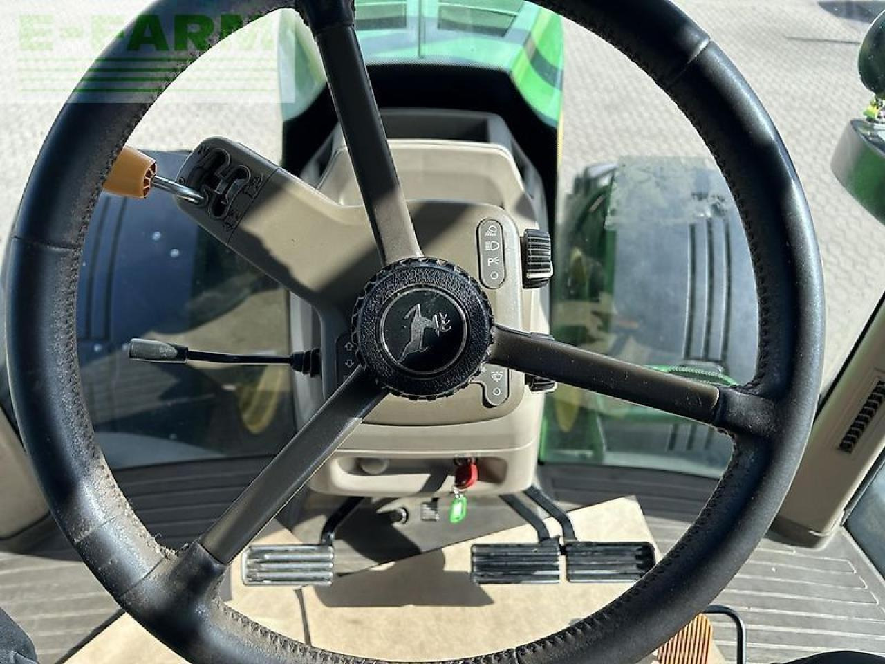 John Deere 7230r - Traktor: slika John Deere 7230r - Traktor John Deere 7230r - Traktor: slika John Deere 7230r - Traktor