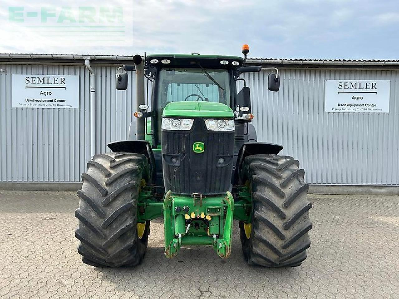 John Deere 7230r - Traktor: slika John Deere 7230r - Traktor John Deere 7230r - Traktor: slika John Deere 7230r - Traktor