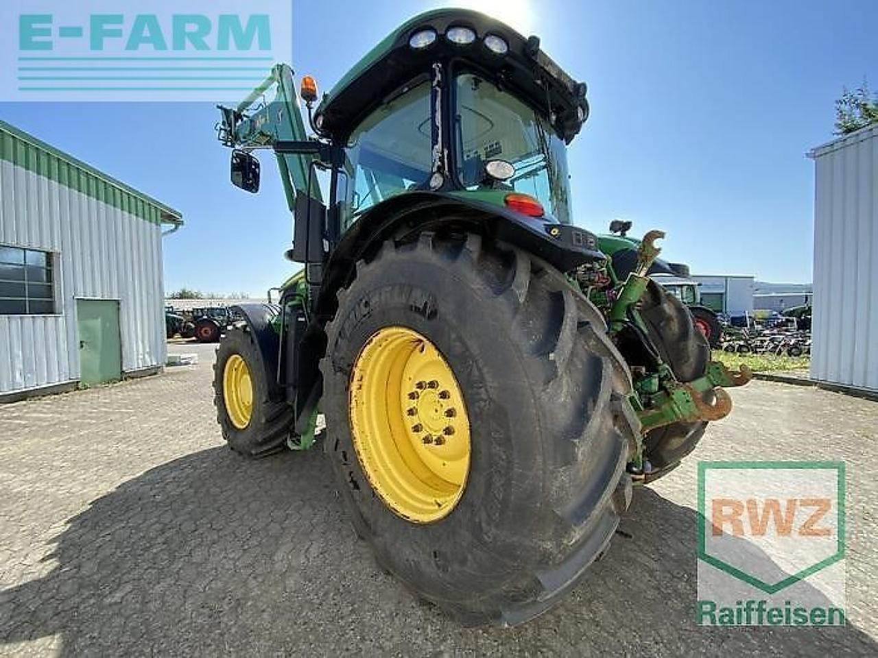 John Deere 7230r - Traktor: slika John Deere 7230r - Traktor John Deere 7230r - Traktor: slika John Deere 7230r - Traktor