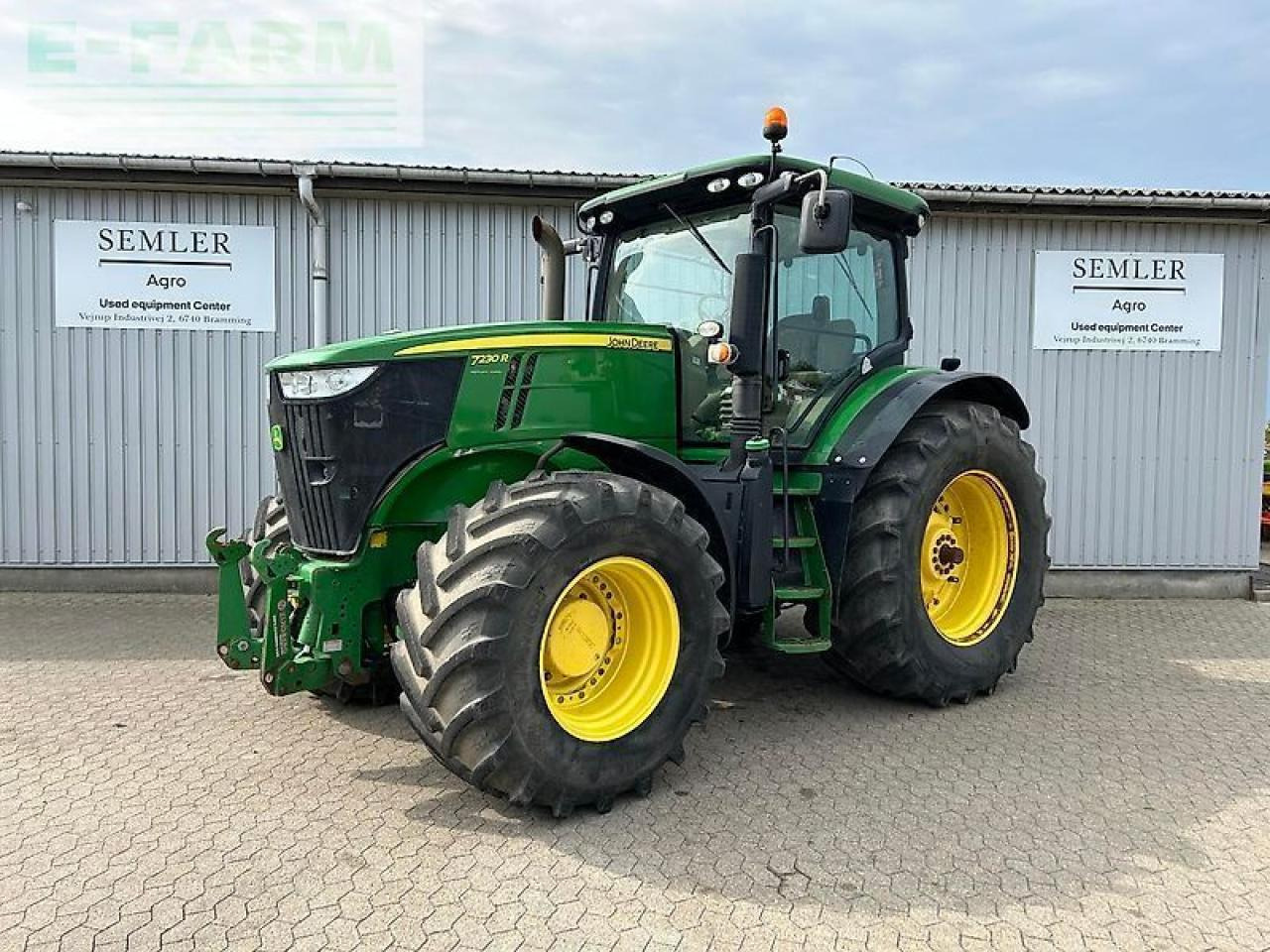 John Deere 7230r - Traktor: slika John Deere 7230r - Traktor John Deere 7230r - Traktor: slika John Deere 7230r - Traktor