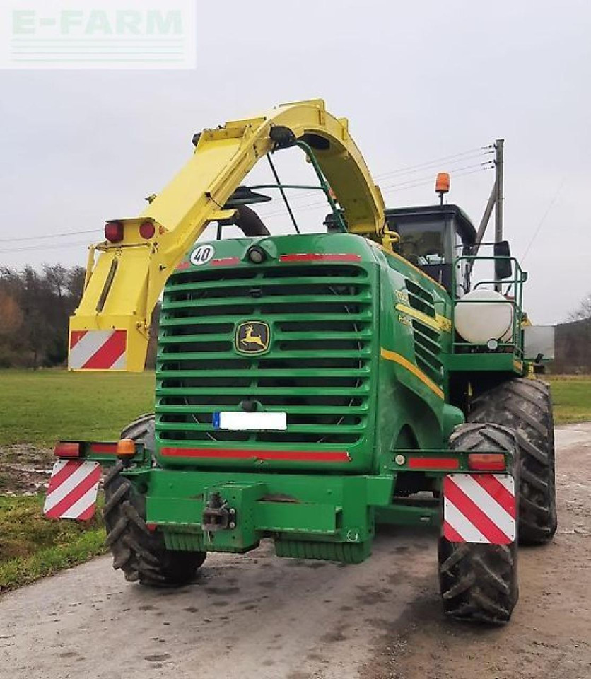 John Deere 7550i pro - Silažni kombajn: slika John Deere 7550i pro - Silažni kombajn John Deere 7550i pro - Silažni kombajn: slika John Deere 7550i pro - Silažni kombajn