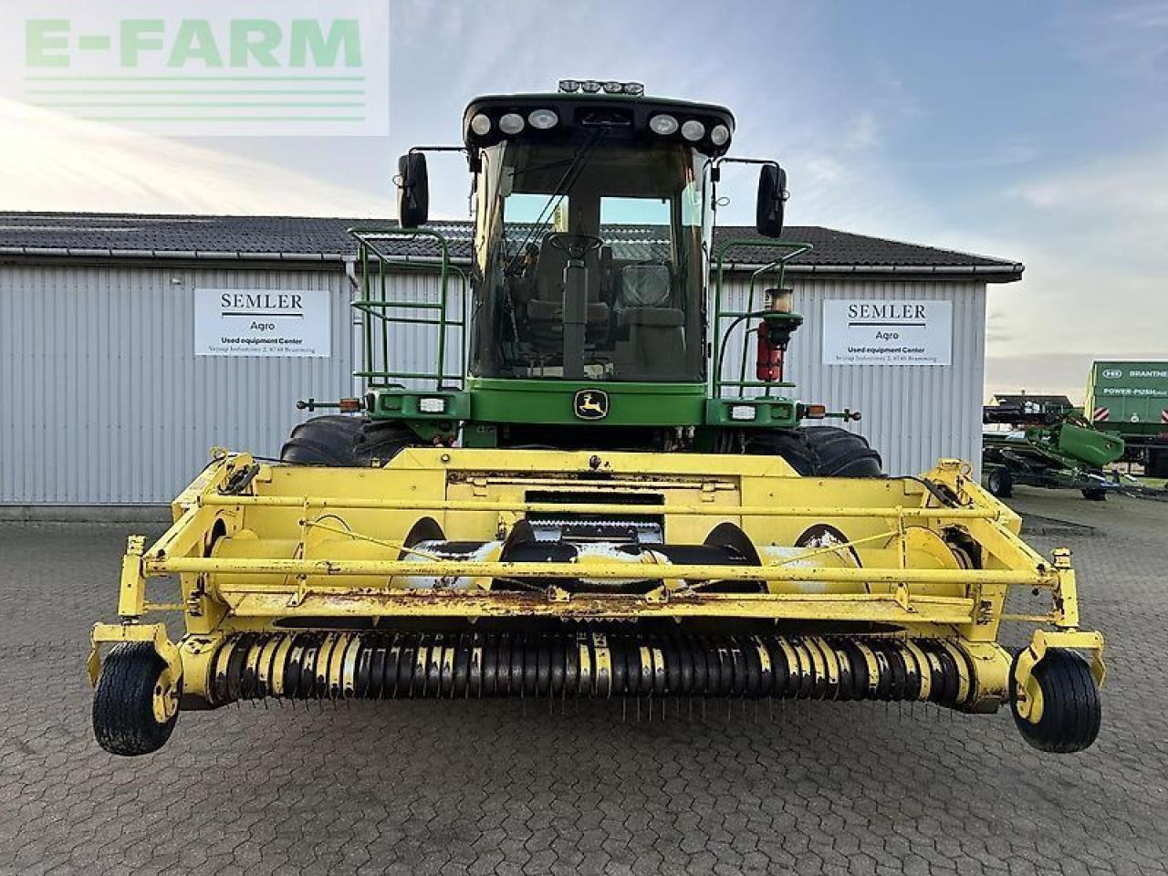 John Deere 7700 - Traktor: slika John Deere 7700 - Traktor John Deere 7700 - Traktor: slika John Deere 7700 - Traktor