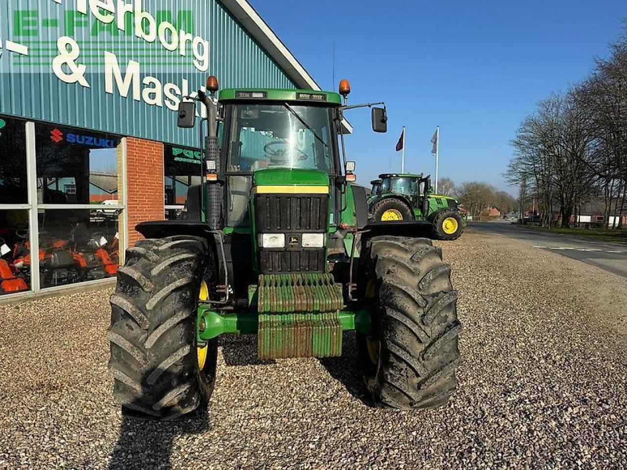 John Deere 7710 - Traktor: slika John Deere 7710 - Traktor John Deere 7710 - Traktor: slika John Deere 7710 - Traktor