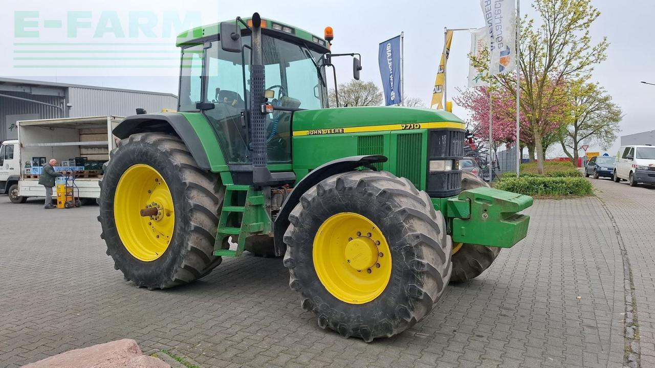 John Deere 7710 powerquad - Traktor: slika John Deere 7710 powerquad - Traktor John Deere 7710 powerquad - Traktor: slika John Deere 7710 powerquad - Traktor