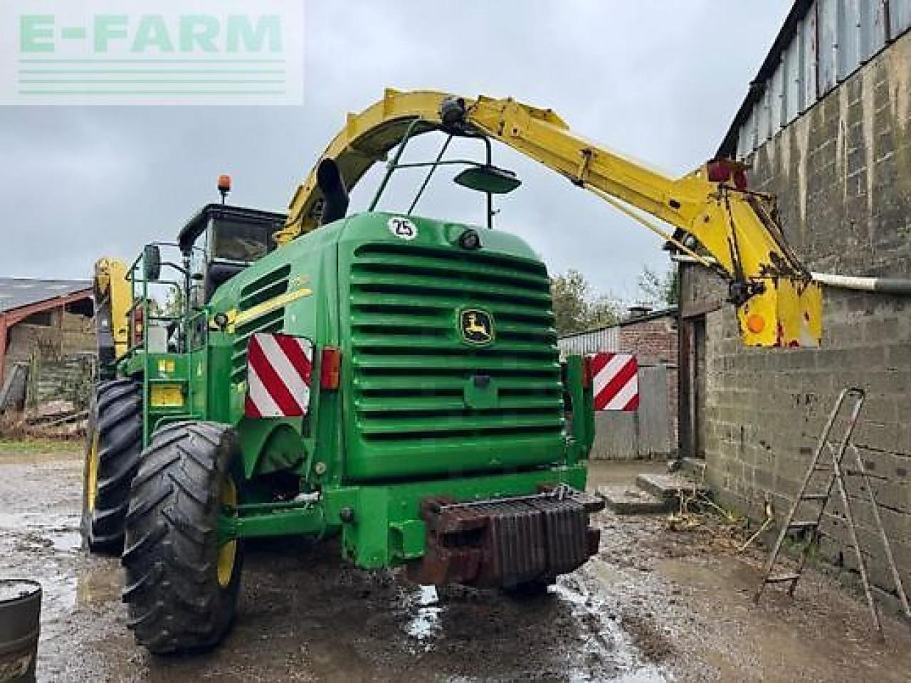 John Deere 7750 i - Silažni kombajn: slika John Deere 7750 i - Silažni kombajn John Deere 7750 i - Silažni kombajn: slika John Deere 7750 i - Silažni kombajn