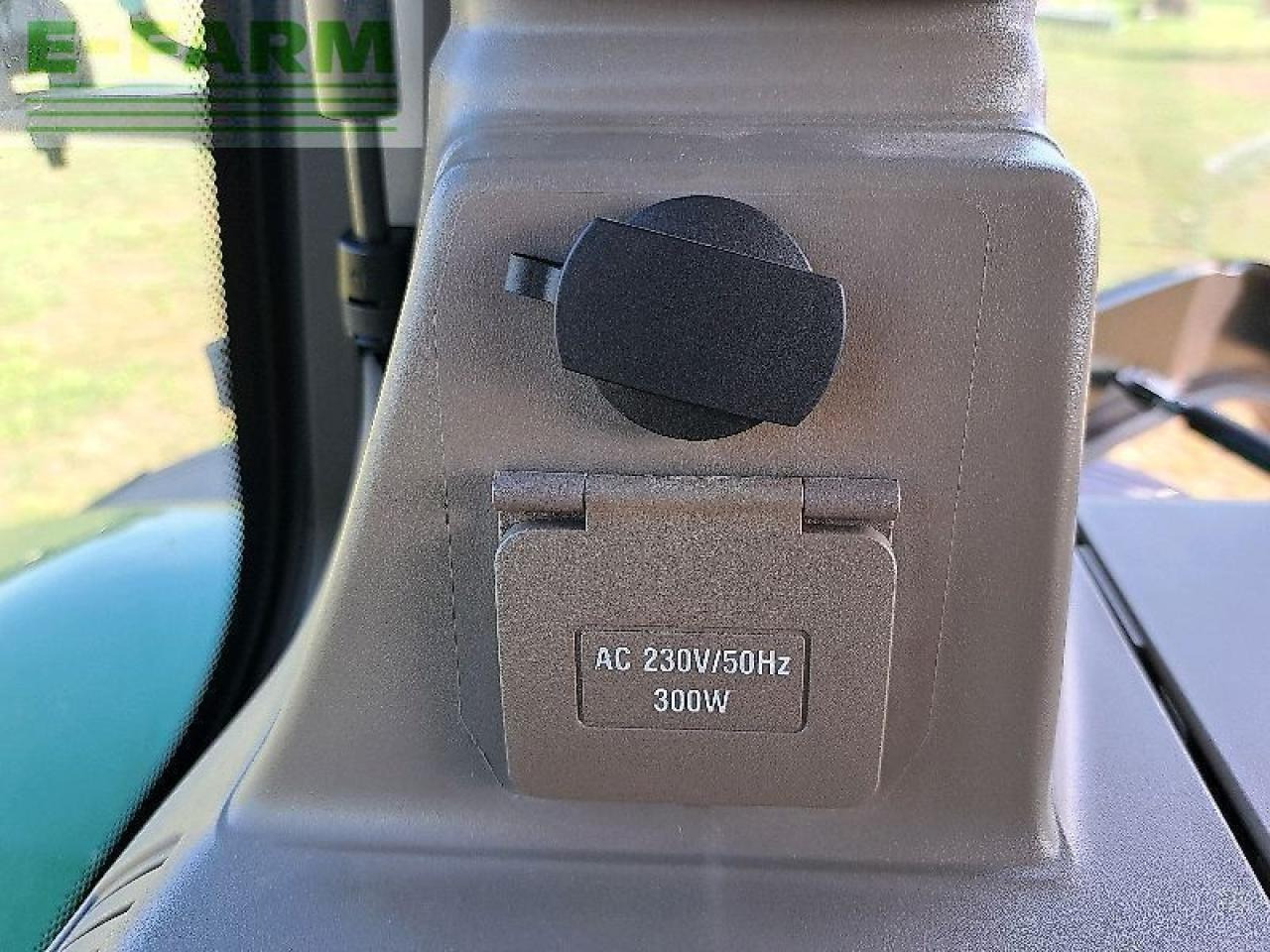 Traktor John Deere 7r 310 e23: slika Traktor John Deere 7r 310 e23