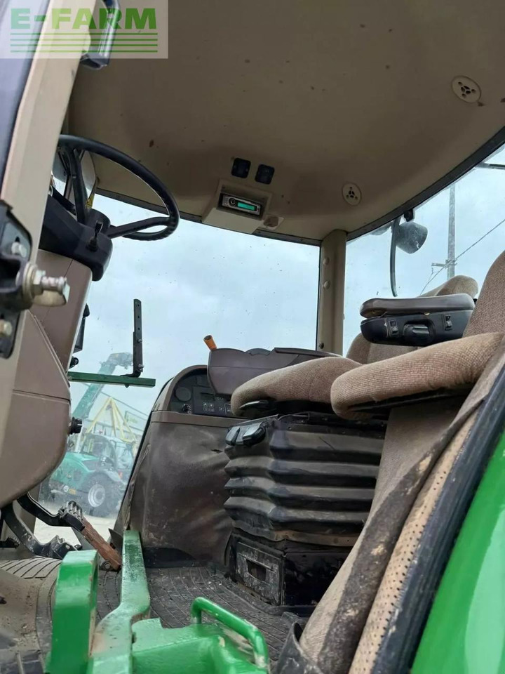 John Deere 8230 - Traktor: slika John Deere 8230 - Traktor John Deere 8230 - Traktor: slika John Deere 8230 - Traktor