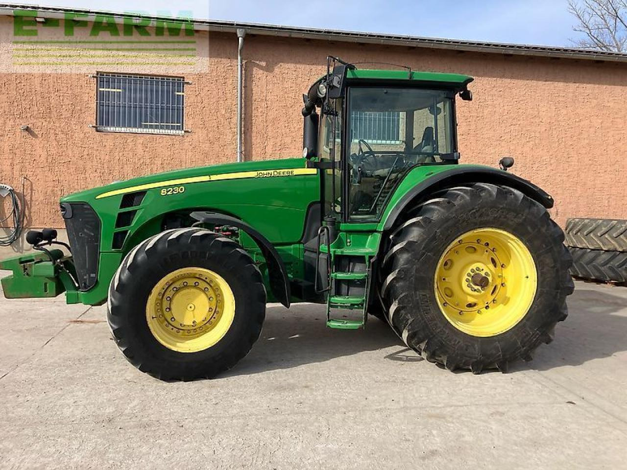 John Deere 8230 ils, powr shift - Traktor: slika John Deere 8230 ils, powr shift - Traktor John Deere 8230 ils, powr shift - Traktor: slika John Deere 8230 ils, powr shift - Traktor