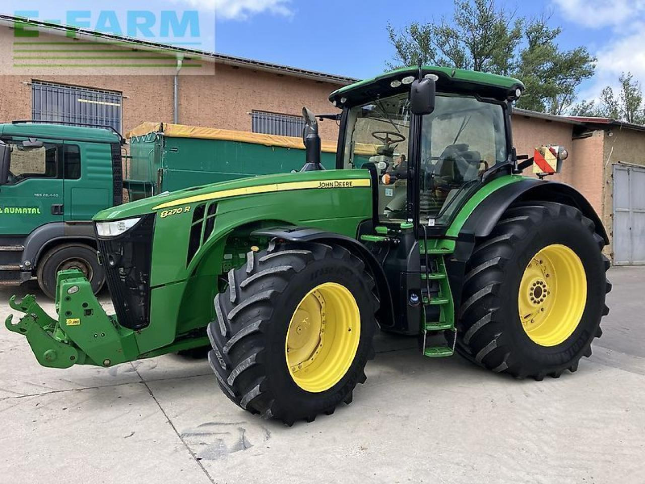 John Deere 8270r *e23* motor neu - Traktor: slika John Deere 8270r *e23* motor neu - Traktor John Deere 8270r *e23* motor neu - Traktor: slika John Deere 8270r *e23* motor neu - Traktor
