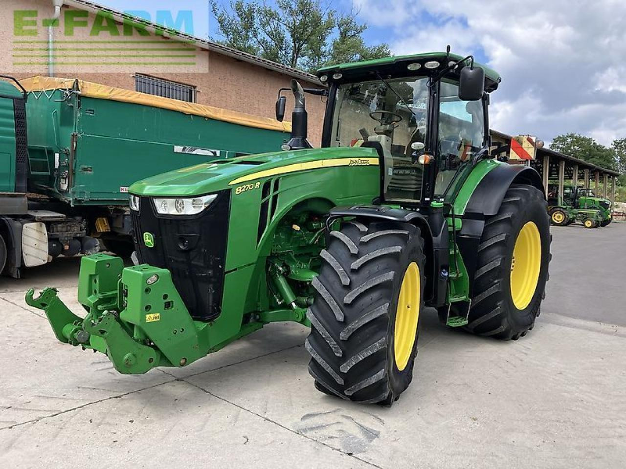 John Deere 8270r *e23* motor neu - Traktor: slika John Deere 8270r *e23* motor neu - Traktor John Deere 8270r *e23* motor neu - Traktor: slika John Deere 8270r *e23* motor neu - Traktor
