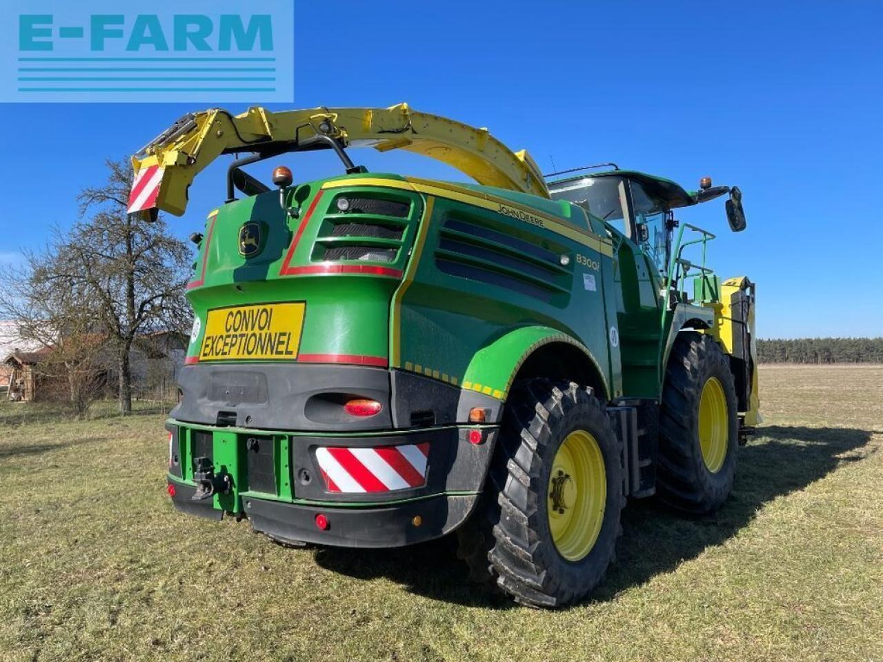 John Deere 8300 - Silažni kombajn: slika John Deere 8300 - Silažni kombajn John Deere 8300 - Silažni kombajn: slika John Deere 8300 - Silažni kombajn