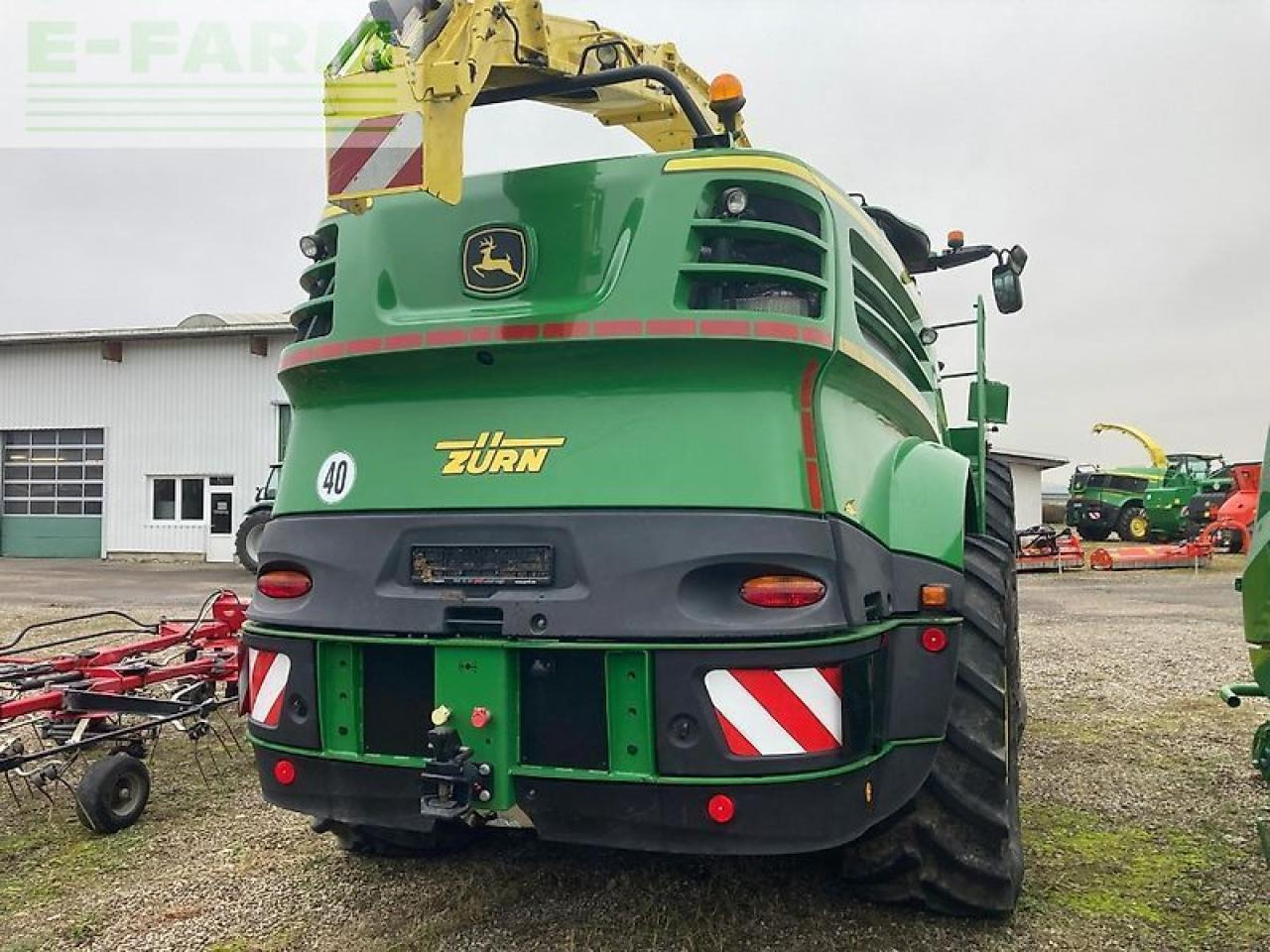 John Deere 8300 my18 - Silažni kombajn: slika John Deere 8300 my18 - Silažni kombajn John Deere 8300 my18 - Silažni kombajn: slika John Deere 8300 my18 - Silažni kombajn